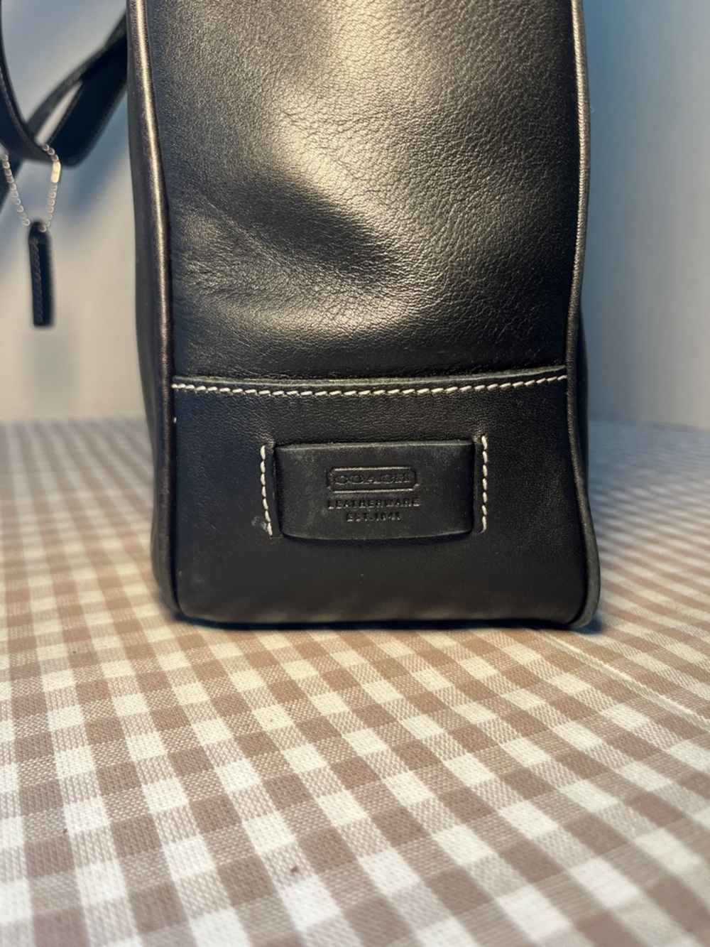 Y2K Vintage Coach Hampton Leather Tote 5209 in Excellent Condition - Picture 3 of 15